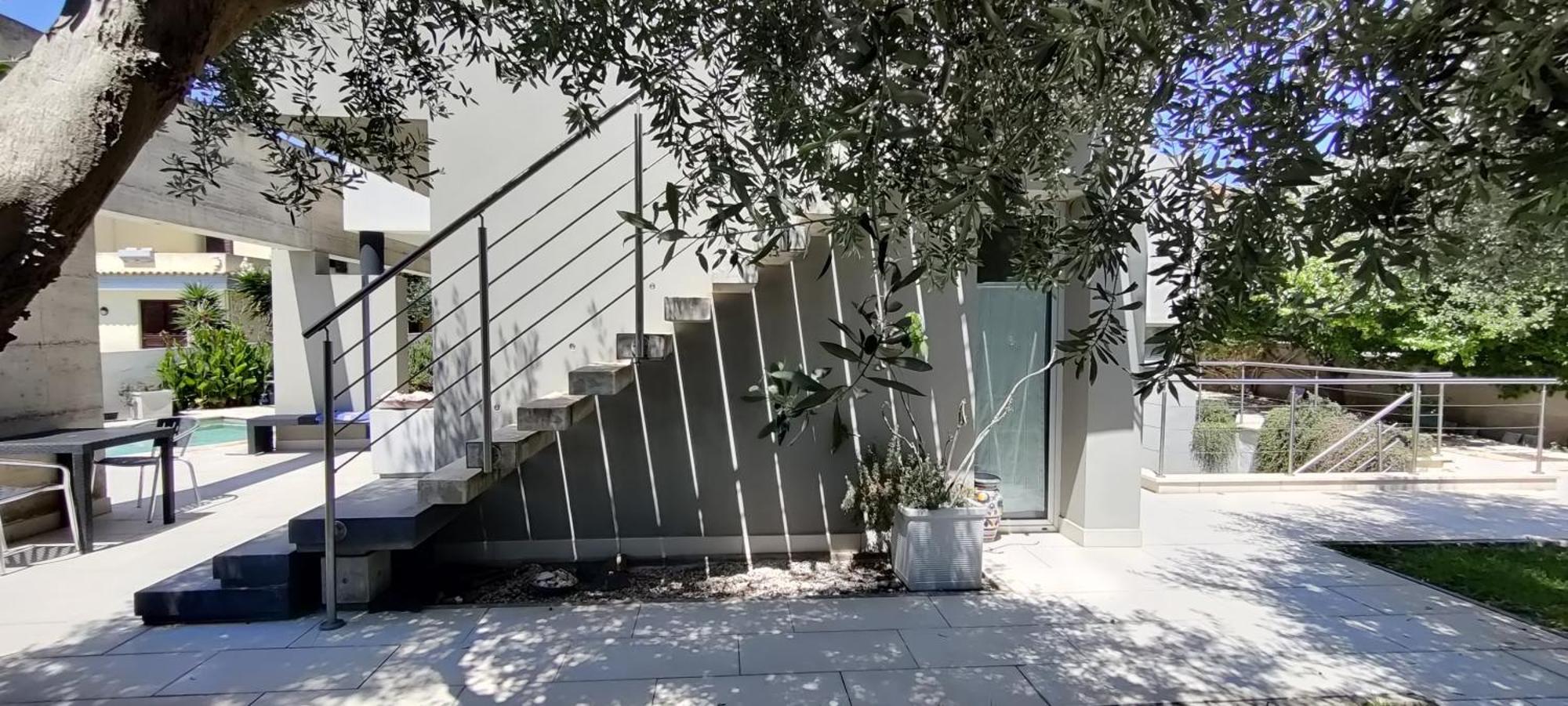 Art House Quartu - Margine Rosso Bed & Breakfast Quartu Sant'Elena Exterior photo
