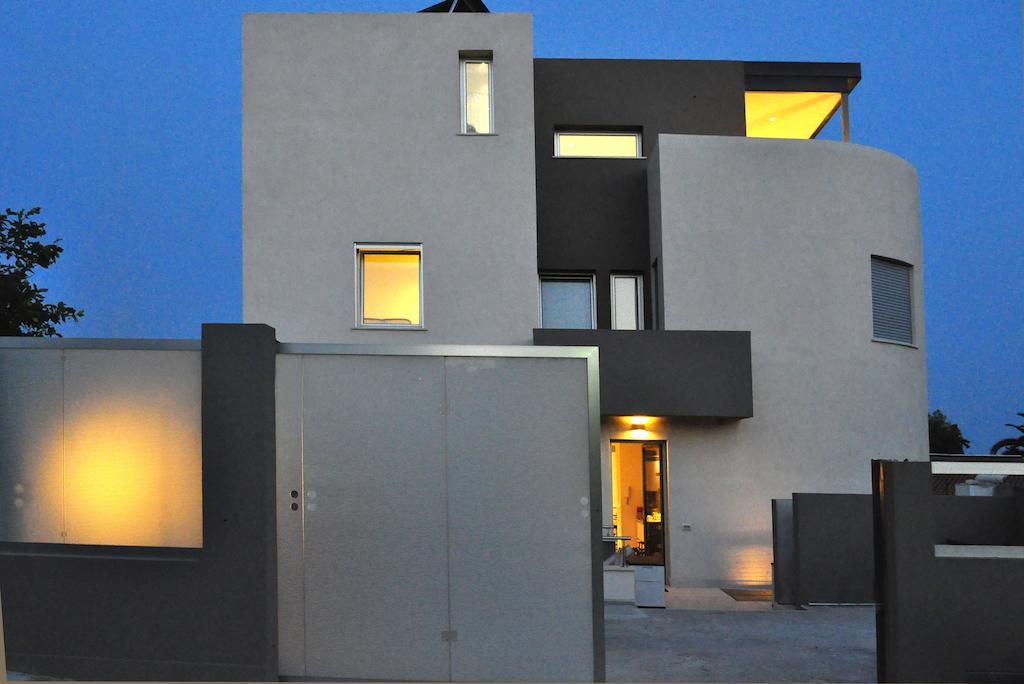 Art House Quartu - Margine Rosso Bed & Breakfast Quartu Sant'Elena Room photo
