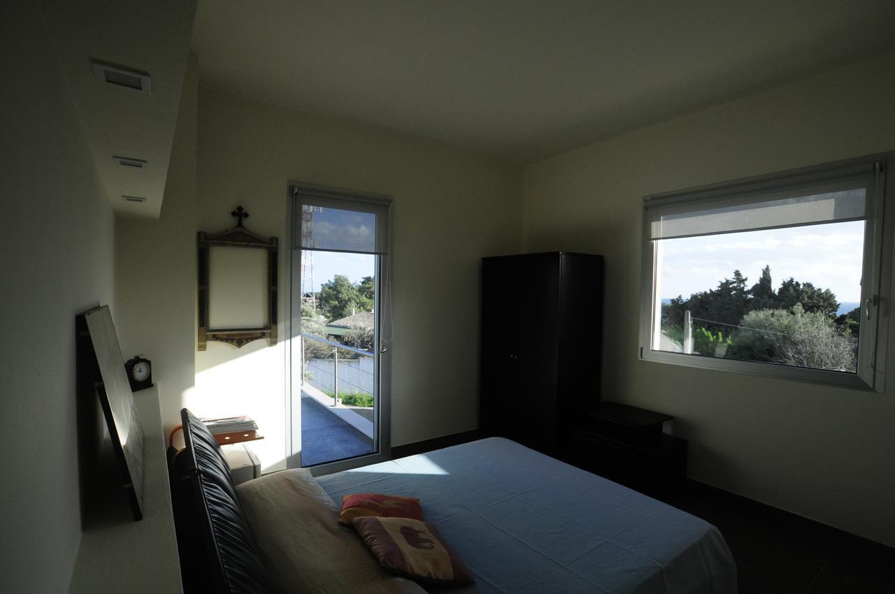 Art House Quartu - Margine Rosso Bed & Breakfast Quartu Sant'Elena Exterior photo